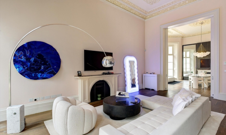 Flat for sale in Eccleston Square, Pimlico, London SW1V